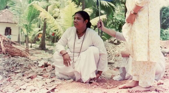 Mata Amritanandamayi Biography