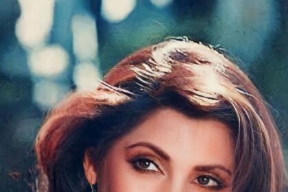 Dimple Kapadia